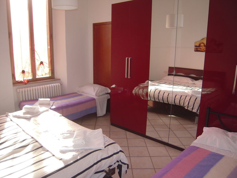 Bed And Breakfast Al Viale Papa Giovanni Bergamo Esterno foto