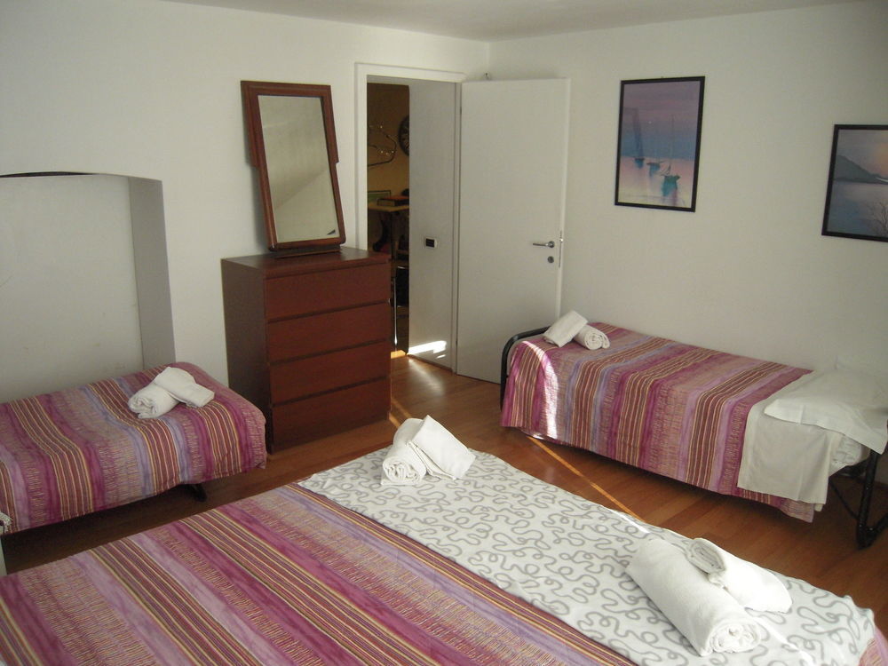 Bed And Breakfast Al Viale Papa Giovanni Bergamo Esterno foto